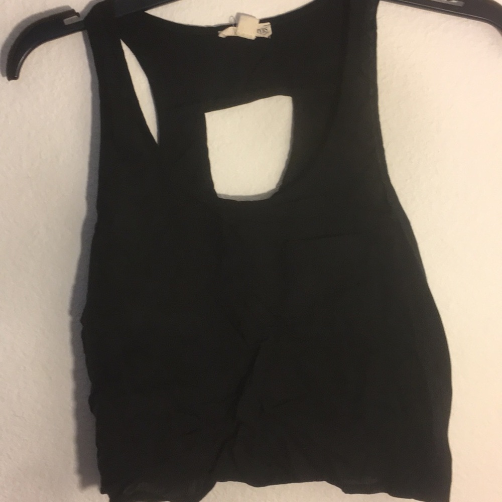 Tops - Picture 6 of 7